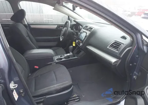 2018 Subaru Outback 2.5I Premium z USA, uszkodzony, nr VIN 4S4BSAFCXJ3234913